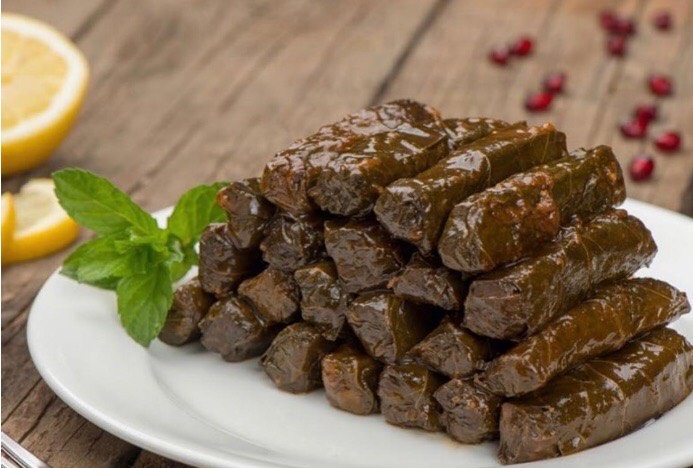 ورق عـنـب حـامـض حـار
-يطبخ يوميا طازج
-حـار & حـامـض
-الذ ورق عنب بتذوقوه
-جرب مره وبتدمنه كم مره✨❤️
————————
التوصيل:لباب البيت لجدة ومكة
للطلب
واتس / 0559401061
انستقرام / hot.sour