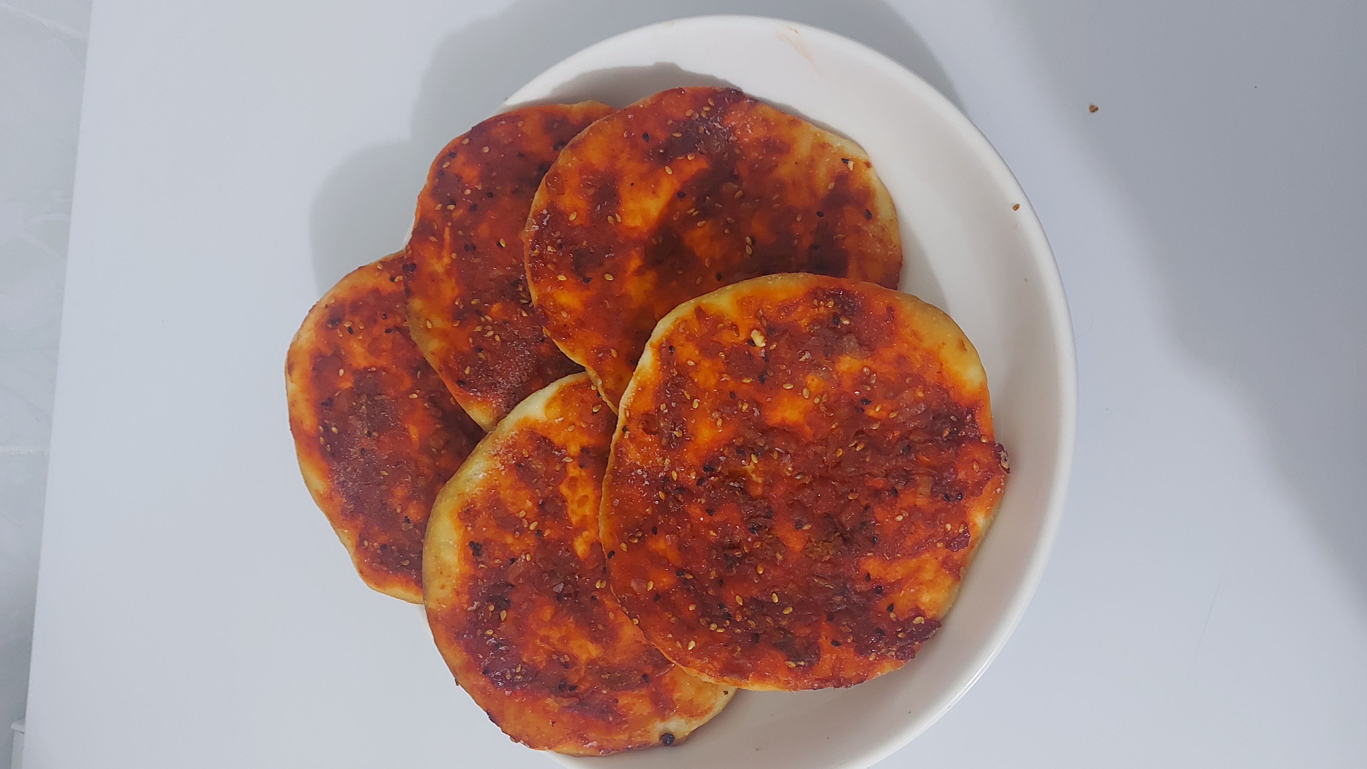 الفطائر المحمره السوريه