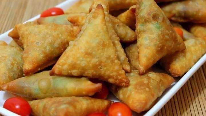 سمبوسك لحمه او جبنه