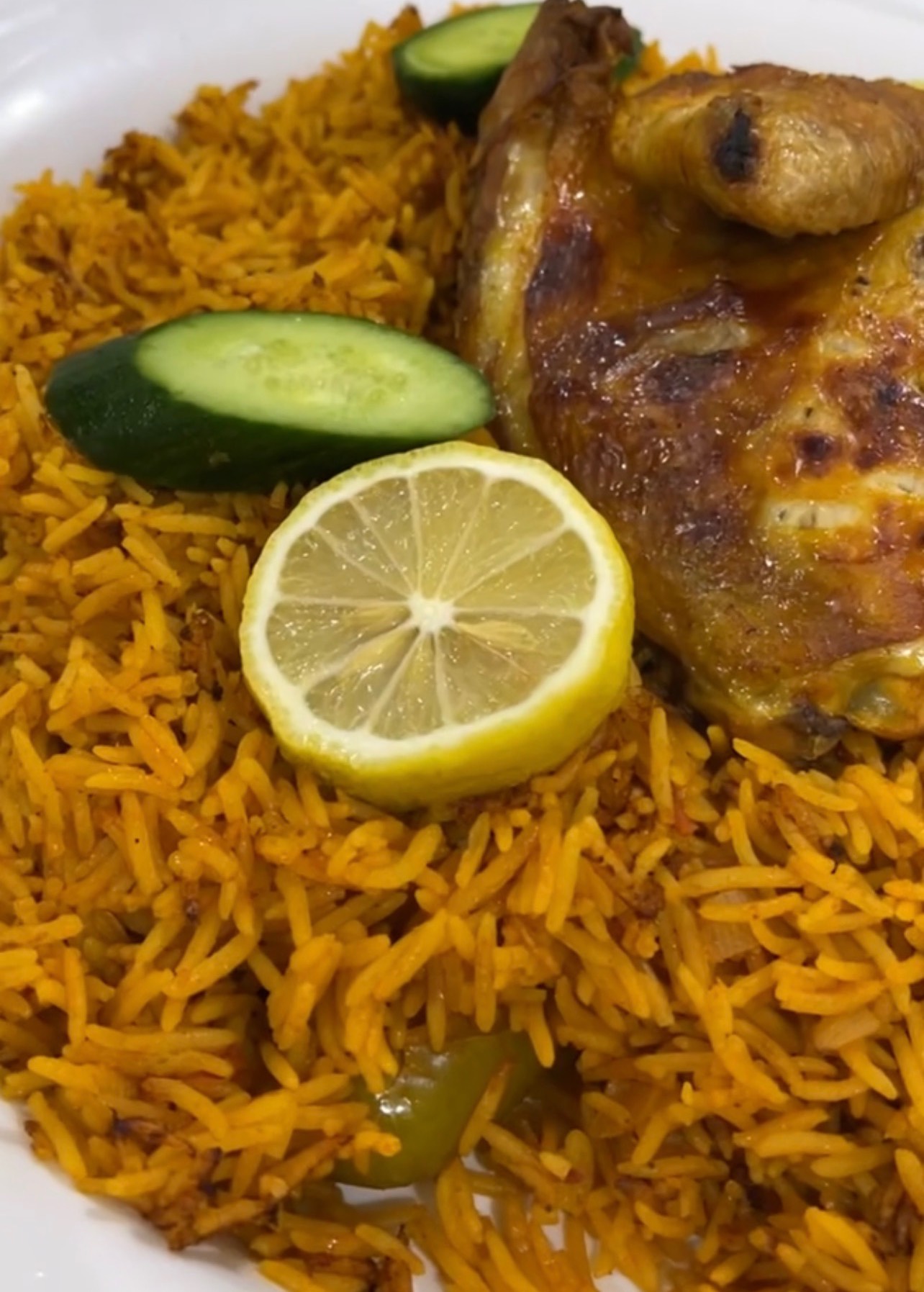 نص دجاجه