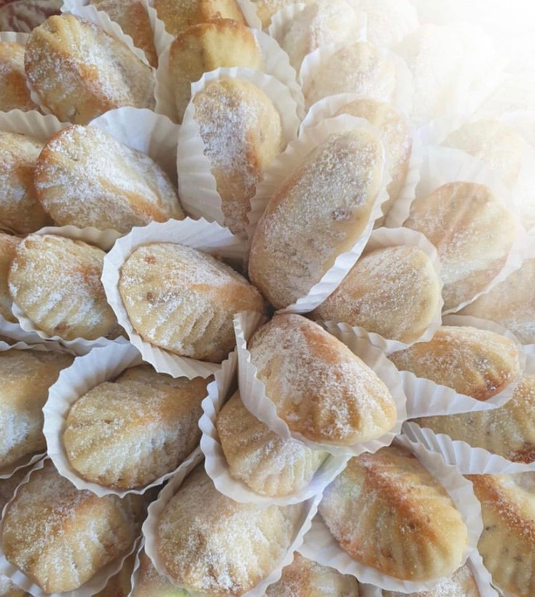 نضع لمساتنا في مناسباتكم بكل حب وتقدير 🥮🍪🌿