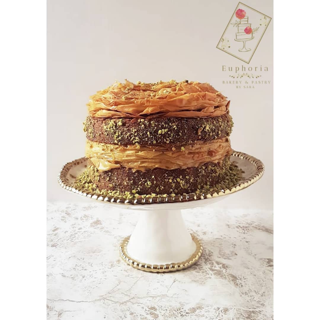 
♡ كيكة البقلاوه بالفستق
♡ للطلب التواصل عن طريق الدايركت او الوتساب0543997455
♡ Baklava cake with pistachio
♡ DM or WhatsApp for orders 0543997455
#euphoriabakery#instafood
#instafoodie #dessertsofinstagram #sweetsweat #baklava#cakestagram #bakerylove #lovebaking #bakingpassion
#يوفورياكيك #حلى#حلويات #إنستافود #بيكري #جده #كيك #كيكات #كيكات_للمناسبات #كيكة_تخرج #كيكات_جده #كيكة_عيد_ميلاد #كيكات_ملكة #كيكات_جده #حلويات_جده #يمي_جدة #طلبيه #حلى_لذيذ #كيك_مناسبات #تشيزكيك #بقلاوه