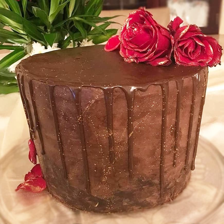 #thebeginingofeuphoria #euphoriacakesbysara #البدايه #كيكات_جدة #كيكات_جده #كيك #كيكات #كيك_خاص #كيك_جدة #كيك_شوكلاته #كيك_خاص #بدايةيوفورياكيك #يوفورياكيك#كيك_مناسبات #كيك_حفلات