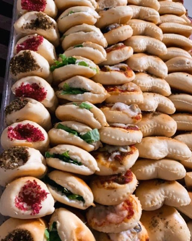 طلبية زبونه اليوم.