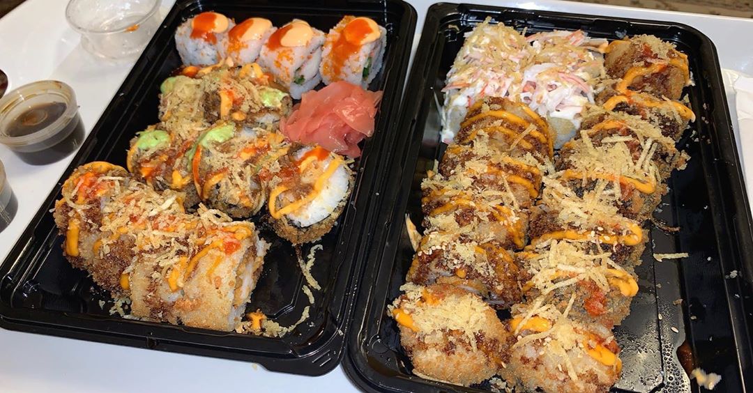 - سوشي فقلبك❤️•
•
•
•
•
• •
•
• •
•
•
• #تصويري #foodie
#السعودية #الكويت #مصر #travel #الشارقه #عجمان #kuwait #عمان #dubai #yummy #جدة #دبي #القاهرة #الامارات #love #beautiful #eat #الدمام #healthyfood #fun #البحرين #girl #الرياض food #kuwait #bahrain