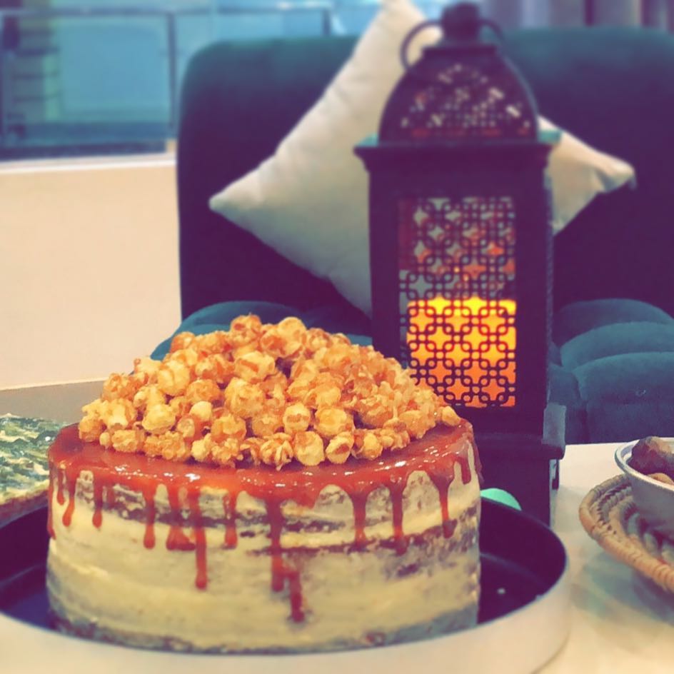 Try our new popcorn Caramel cake #made_with_love #popcorn_caramel #cake #baker #delicious #كيك #كاراميل #توفي #حلى #حلا #جمعه #بوب_كورن #فشار_كاراميل