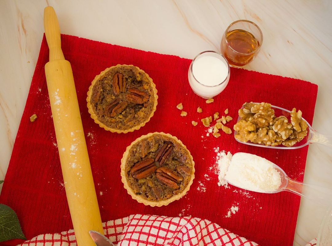 .
.
.
#حلويات #البيكان #pie
فطيرة جوز البيكان
#pecanpie #pecan #icecream
#فطيرة #جوز #فطيرة_الجوز #فطيرة_البيكان
#mixeco #unitedstate #georgia