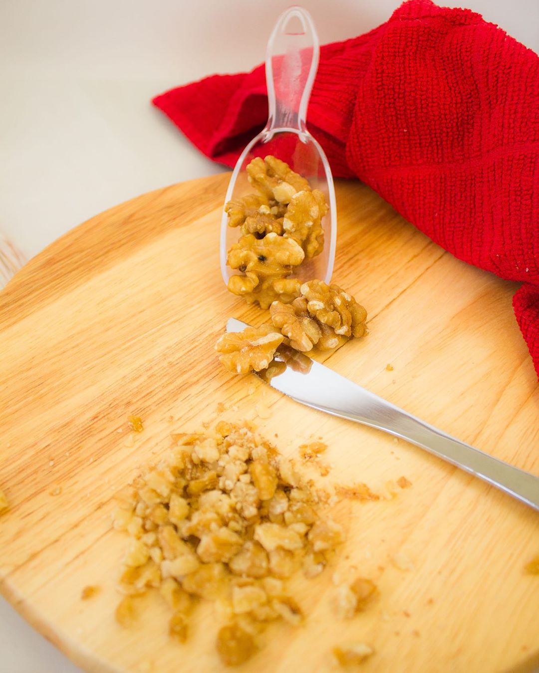 في احد يعرف الفرق بين جوز البيكان(البقان) وجوز عين الجمل؟
.
.
.
.
#حلويات #جوز #sweets