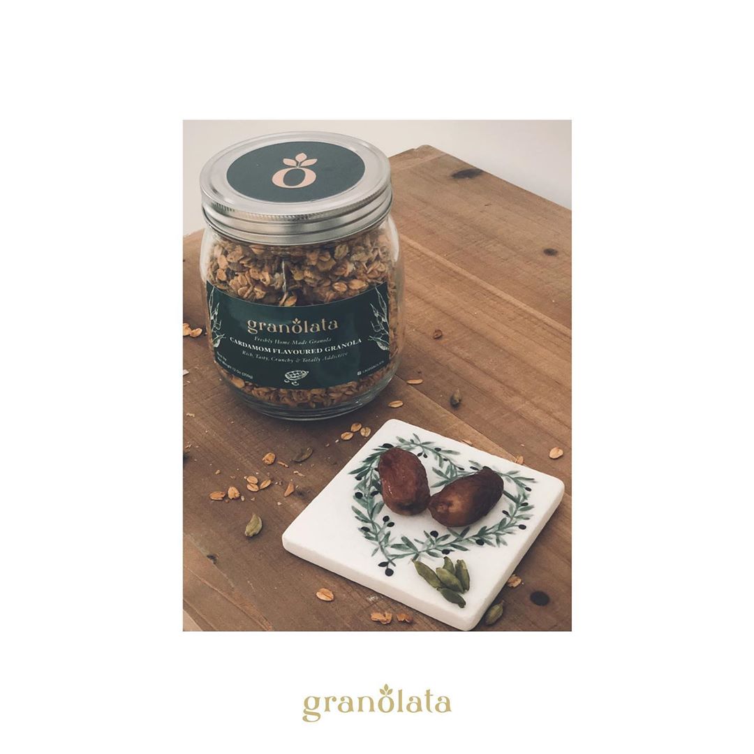 Made with love & Totally addictive !! Cardamom Flavoured Granola made with dates جرانولا بنكهة الهيل مع التمر #granola#homemade_granola#cardamom#dates