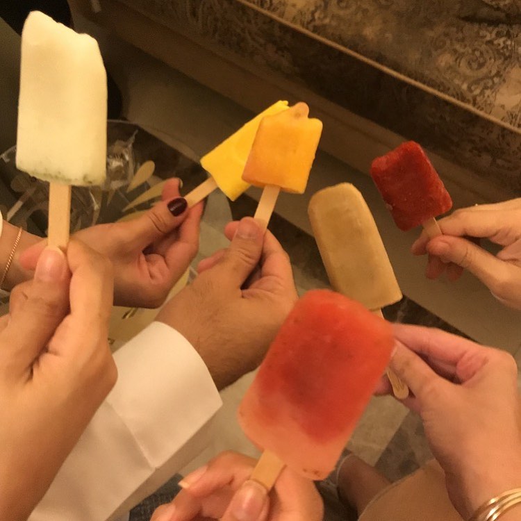 لجمعاتكم مثلجات آمللو بنكهات متعددة
