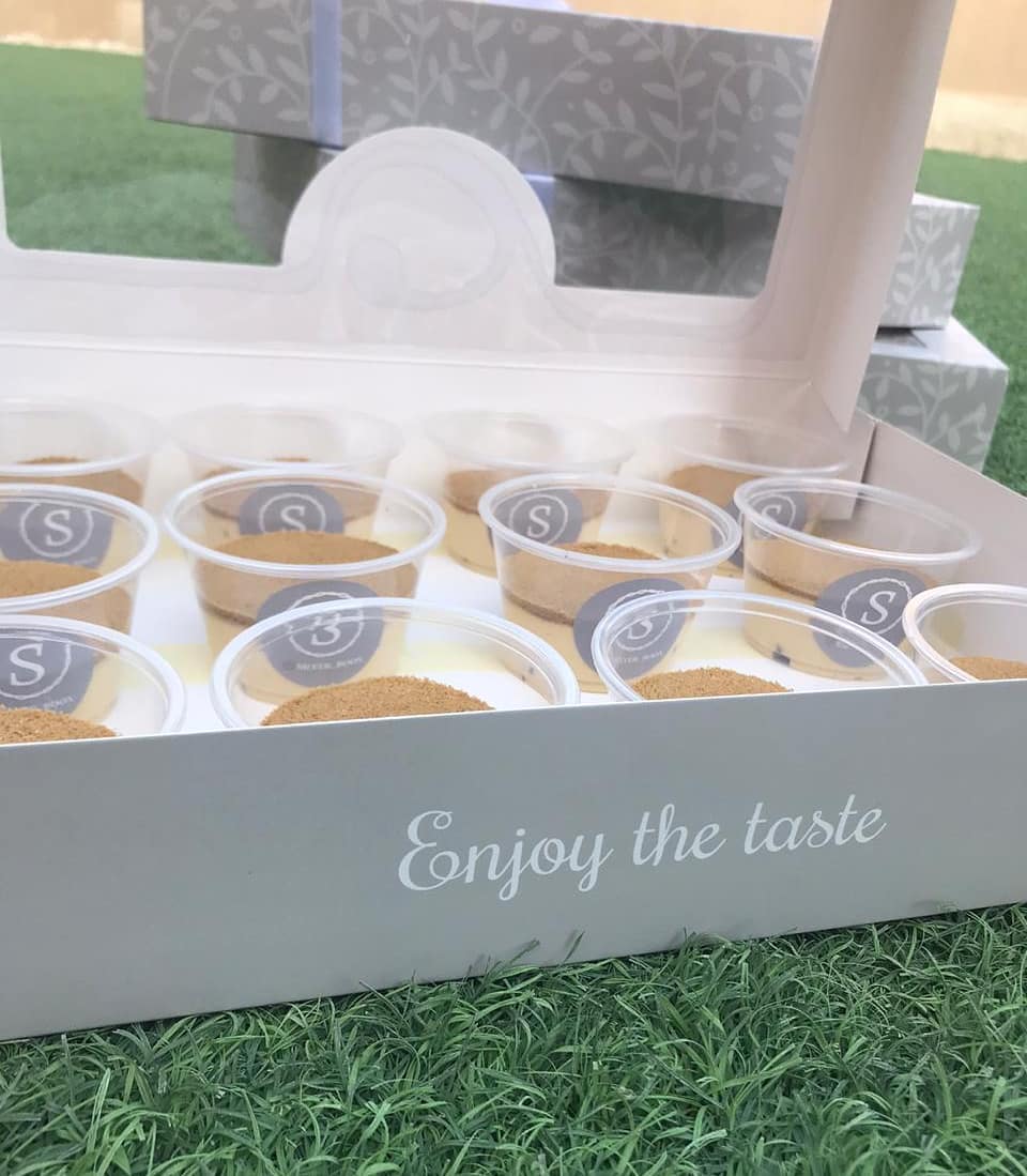متوفر اليوم لدى @gwela.sa تطبيق والم للتوصيل السريع
@thesweetboutique.sa للتوصيل السريع
@tasteme_11 فرع الصحافه وفرع الإزدهار
@hagag_sa حي الفلاح
@nagwtna_ حي الربيع
@darloaz حي الملقى
@sweetfactory6 الخرج