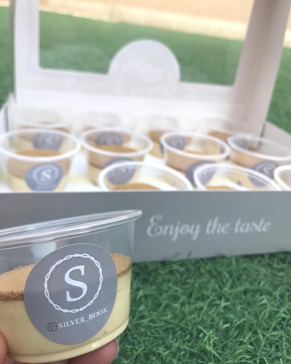 متوفر يومياً لدى محلاتنا المعتمدة
@hagag_sa حي الفلاح
@tasteme_11حي الصحافه وحي الإزدهار
@darloaz حي الملقى
@thesweetboutique.sa متجر الكتروني توصيل ثابت ٢٥ لجميع أحياء الرياض