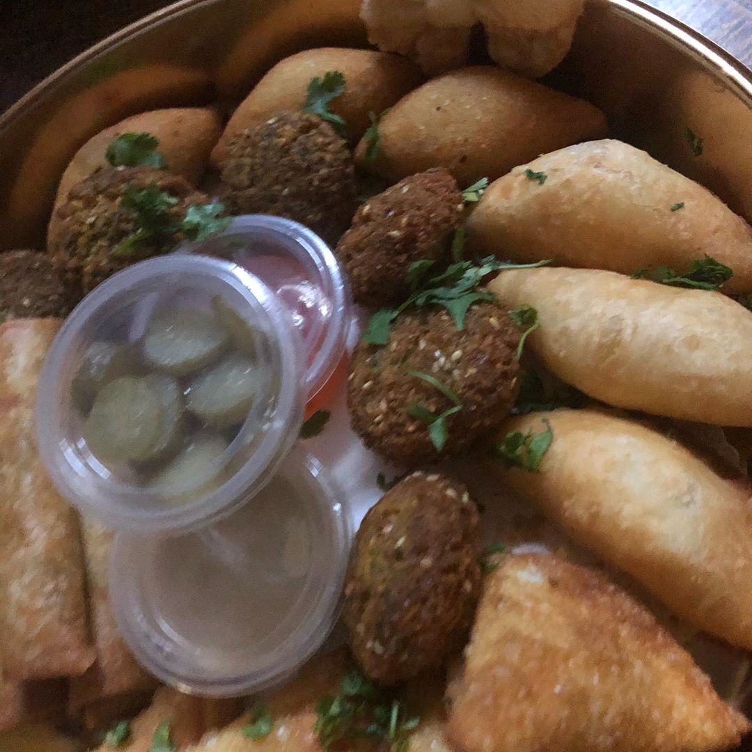 انواع المفرزات والجاهزه لدينا للتواصل واتس يوجد توصيل نسعد بخدمتكم