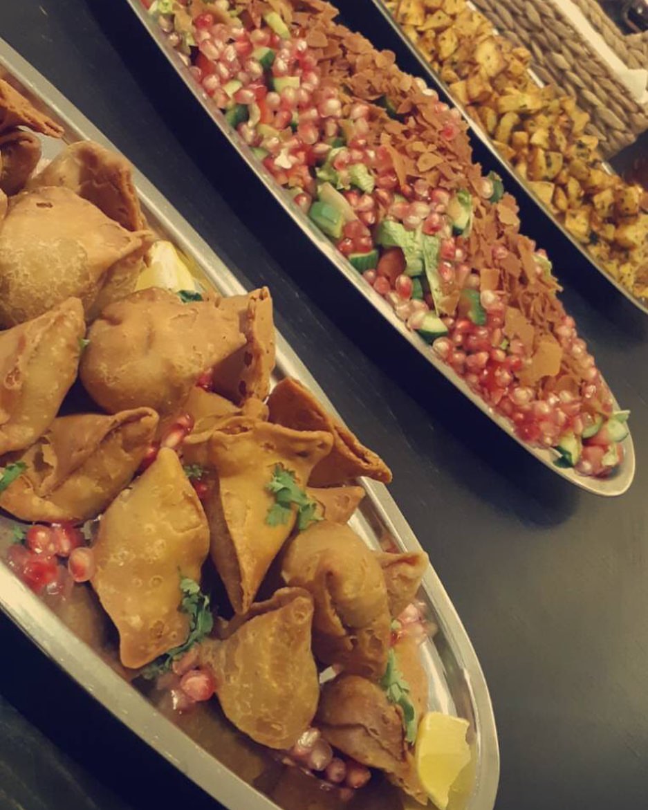 المقبلات والاطباق الجانبيه