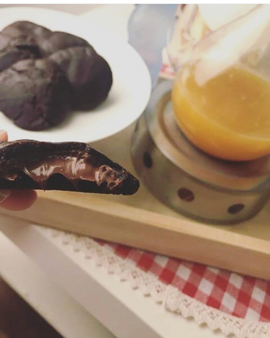 كوكيزنا الجميل
هش طري لذيذ و يذوب بالفم ❤️
.
تصوير زبونتي اللطيفة بالعافيه عليها يارب♀️❤️