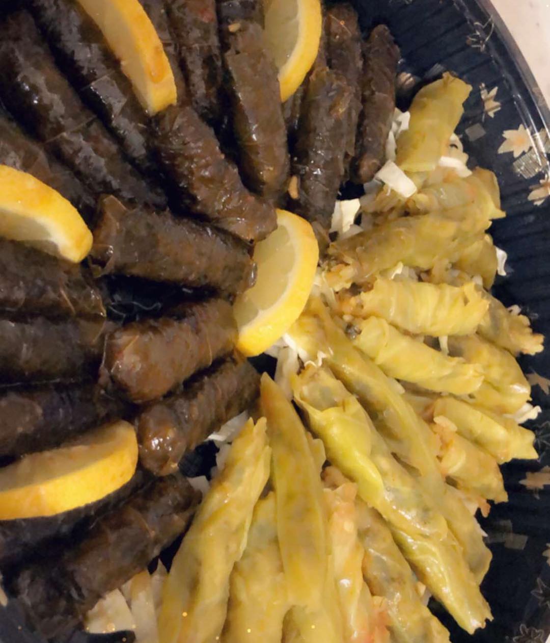 #ملفوف #ملفوف_محشي #ملفوف_محشي_حار_بارد_لذيذ_سبايسي_ناطع_حامض_جدا_متوفر_طازج_يومين_بطعم_اليمون_دبس_الرمان_ذايب_شههي_لايقاوم_ #ورق_عنب_بالحامض_ودبس_الرمان #ورق_عنب_حامض #ورق_عنب_ناطع
للطلب التواصل واتس