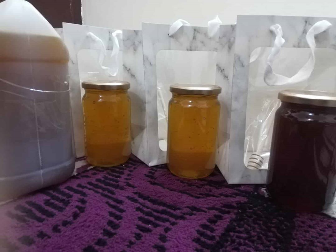نقدم لك العسل الحضرمي الفاخر
عسل مصدر معروف وهو على الشرط عسل فاخر
عسل السدر الحضرمي جاء من حضرموت
يتميز بطعم السدر وهو مغذي ومفيد
سعر الكيلو 300 ريال
#عسل #عسل_سدر #عسل_طلح #عسل_سمر #عسل_حضرمي #عسل_سدر_حضرمي #علاج #دواء #طفل #عسل_اصلي #اطفال #قوة #نشاط #عسل_طبيعي