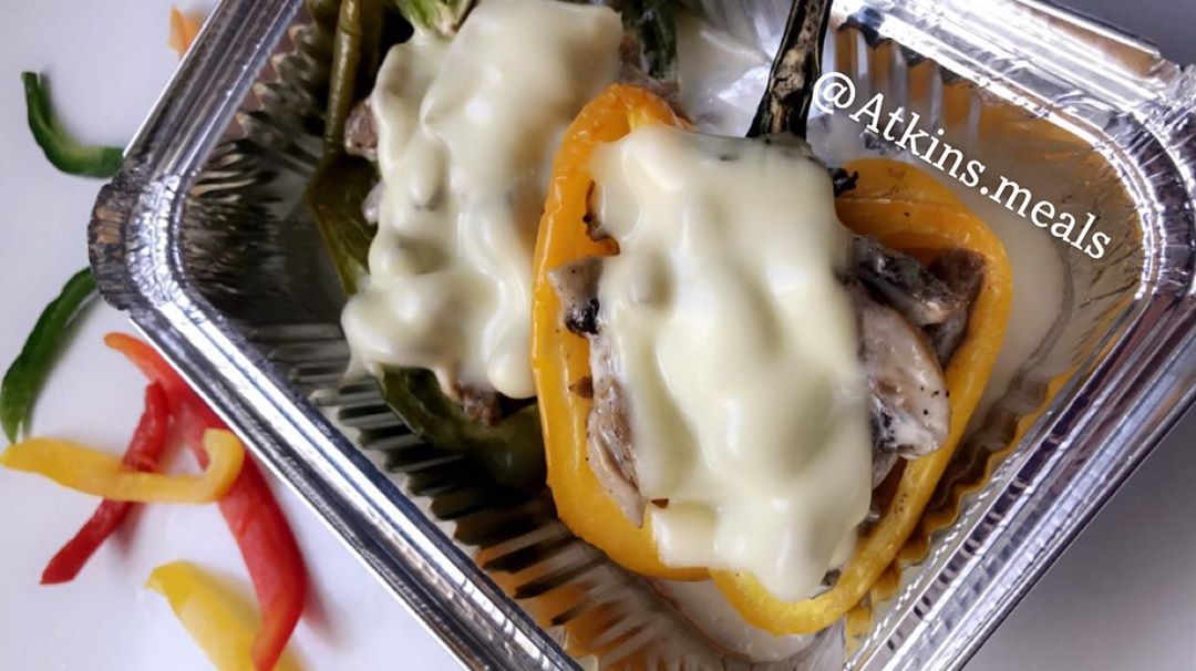 Cheesesteak stuffed peppers #وجبات #صحي #اتكنز #اتكنز_دايت #جدة #اشتراكات_شهريه
#jeddah #healthy #atkinsdiet #atkins
للاشتراك التواصل على الدايركت مسج
For subscription please contact us via direct message