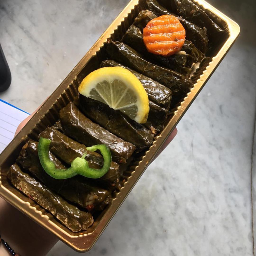 اكثر شي احبه بالحياه ورق عنب❤️