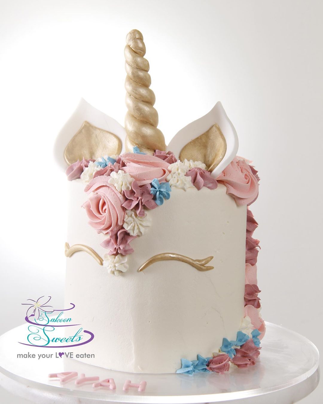 .
.
نستقبل طلباتكم عبر الواتس اب : 0546384300
.
.
.
Make your LOVE eaten
.
.#sweetmagazine
.
#sweets #sakoonsweets #saihat #dammam #qatif #jubail #khobar #saudi i #حلويات # حلى # كوكيز # بسكوت #كيك #الناس_الرايئة #الناس_الرايقة #لذيذ #كيكة #cake #satinice #gumpaste #sweet #cookies #yummy #sugar #FF .
.snapchat " sakoonsweets".
