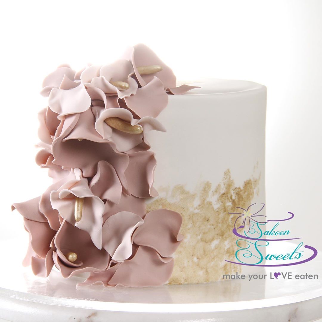 .
.
نستقبل طلباتكم عبر الواتس اب : 0546384300
.
.
.
Make your LOVE eaten
.
.#sweetmagazine
.
#sweets #sakoonsweets #saihat #dammam #qatif #jubail #khobar #saudi i #حلويات # حلى # كوكيز # بسكوت #كيك #الناس_الرايئة #الناس_الرايقة #لذيذ #كيكة #cake #satinice #gumpaste #sweet #cookies #yummy #sugar #FF .
.snapchat " sakoonsweets".