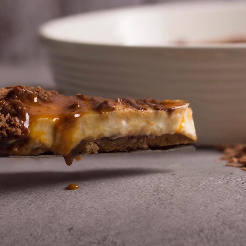 لاڤا تشيز كيك | Lava Cheesecake ✨
يقدم: بارد - حار حسب الرغبة