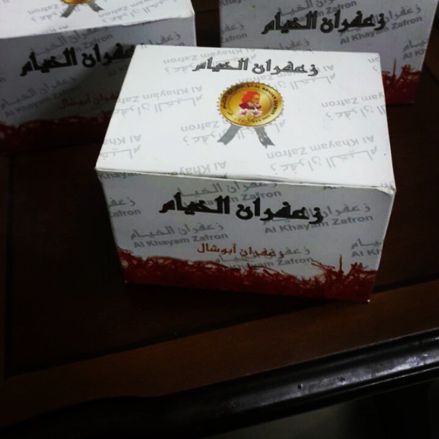 متوفر لدينا زعفران اصلي