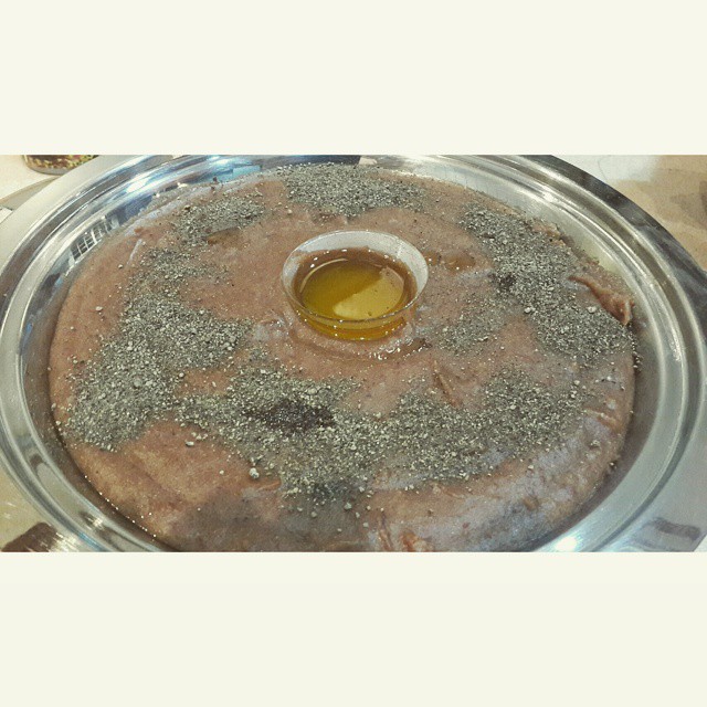 محلى مع زبده وفلفل اسود