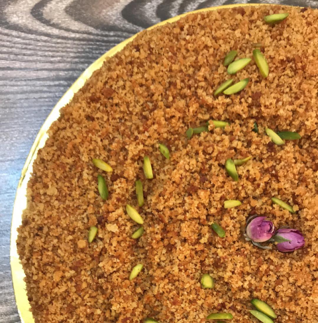 نستقبل طلباتكم على الواتس اب 056 845 1564 #كيكة_العسل_الروسية