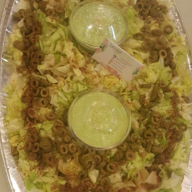 سلطة الخس والزعتر..