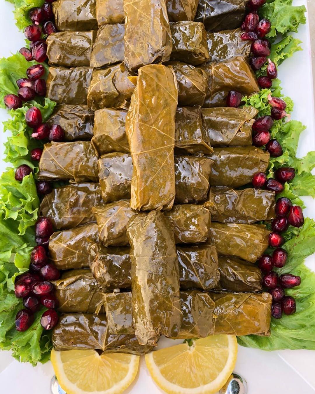 حبيب الملاين ألذ ورق عنب ممكن تذوقه جربوه مره و رايح تدمنونه
#سلطة #مقبلات #ورق_عنب #سوشي #يمي #ناطع #طلب #لذيذ #تقديمات #عشاء #غداء #خفايف #الرياض #مميز_ولذيذ #حلا #جمعة_مباركة