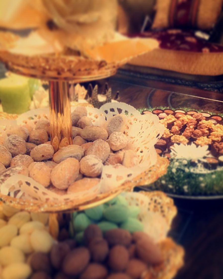 يسعدنا استقبال طلباتكم،،♥️
الكمية محدودة☺️
،
#حلى #حلويات #عيد #عيديات #عيديه #تقديم #ثيمات #زواج #فطيرة #فطيرة_تفاح #طلبات