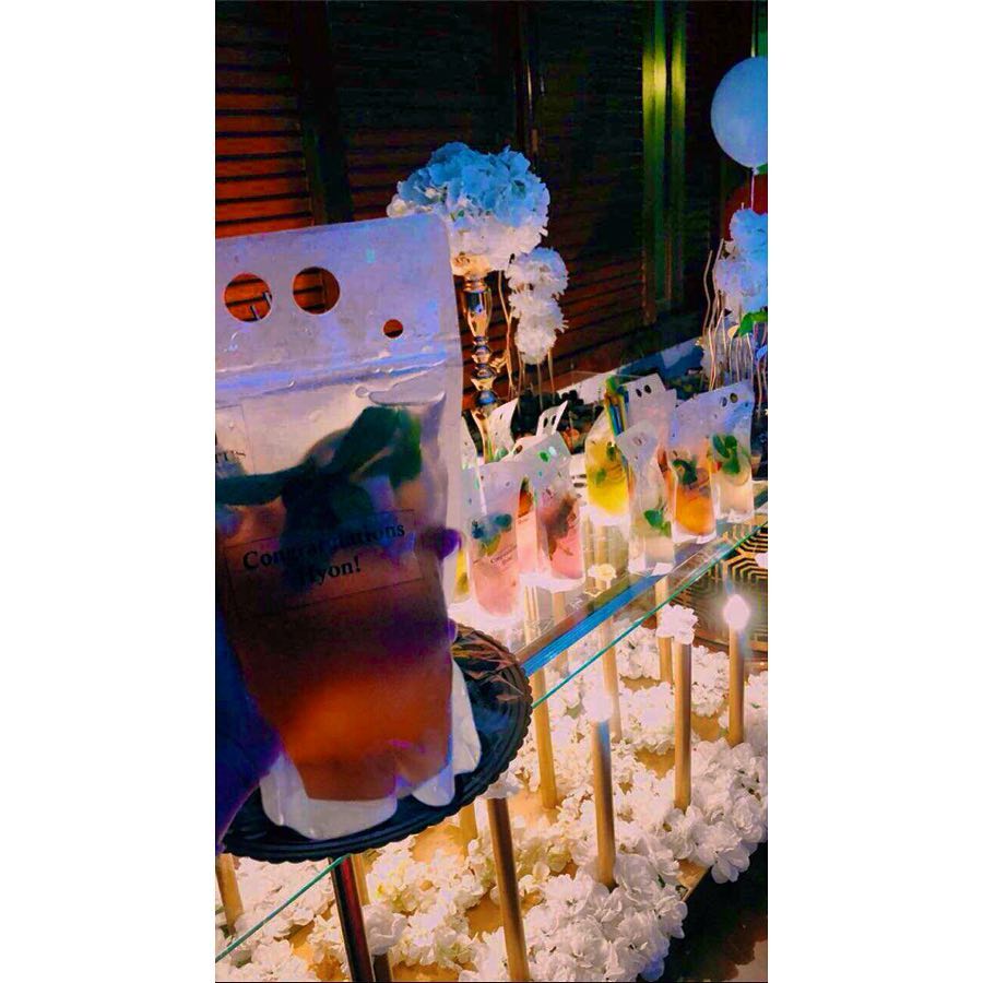 Congratulations Hyon ♥️♥️! -
-
Iced #mojito different flavors , provided to write as ordered
✨! موهيتو بنكهاته المختلفة، مع توفير الكتابة على حسب الطلب . -
-
#طباعه #اسماء #موهيتو #الرياض #حفلات #تقديمات #توزيعات #كوفي
#new #here #mojito #printed #names #riyadh #saudiarabia #delivery #summer #ice