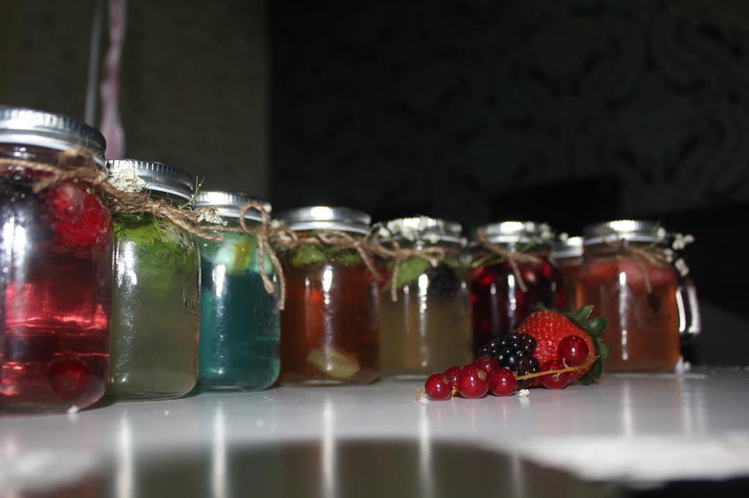 Mini mojitos with different flavors
ميني موهيتو بنكهات متعدّدة لمناسباتكم
-
-
-
#saudiarabia #riyadh #delivery #drink #drinks #summer #fruits #mini #coffee #cactus #chalet
#الرياض #موهيتو #ميني_توزيعات #ميني #كوفي #قهوه #كاكتس #فواكه #مشروبات #صيف #تقديمات #شاليهات_الرياض