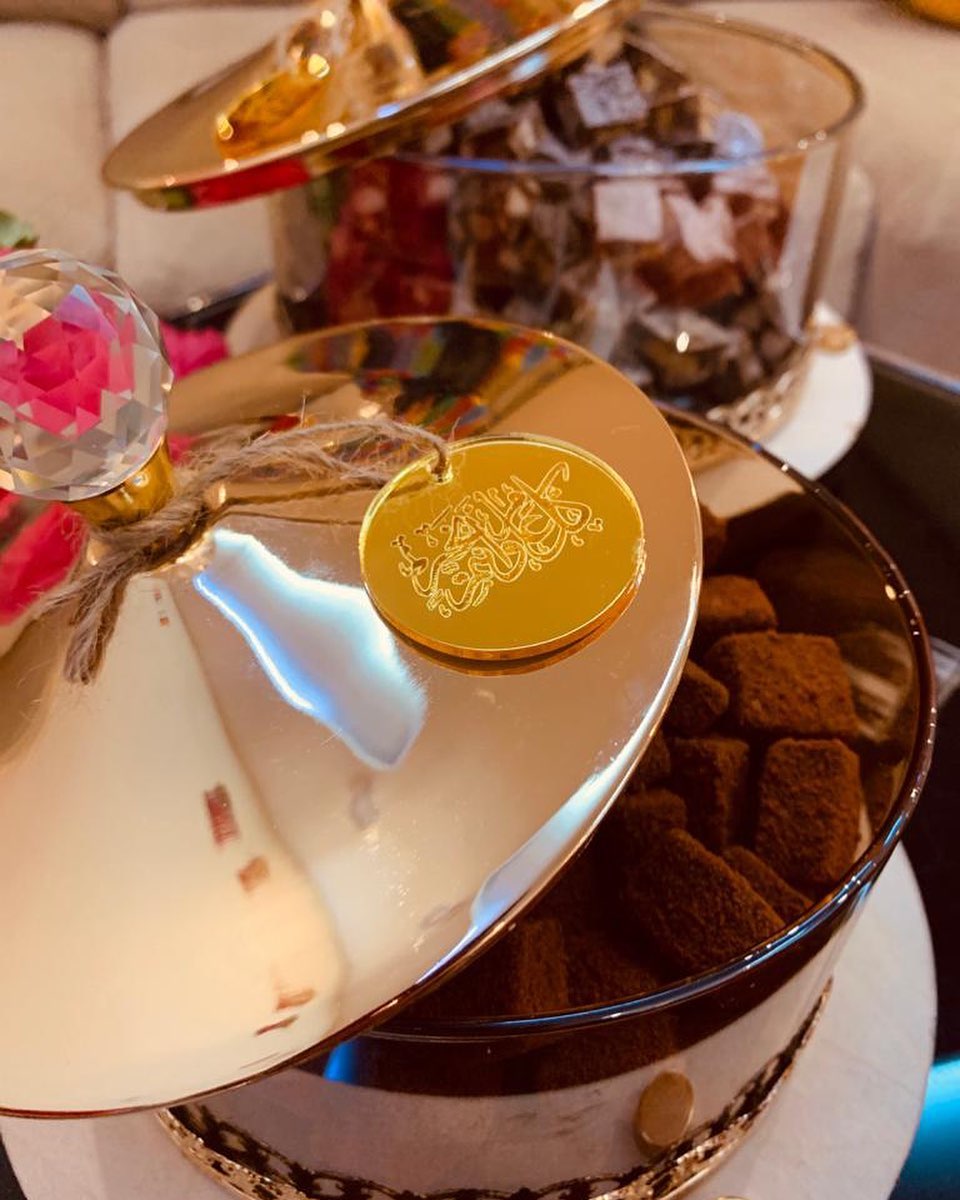 جهزنا لكم علب العيد من بونشيك، وكل عام وانتم بخير ويمكنكم تعبئتها النوع المرغوب فيه من منتجات بونشيك