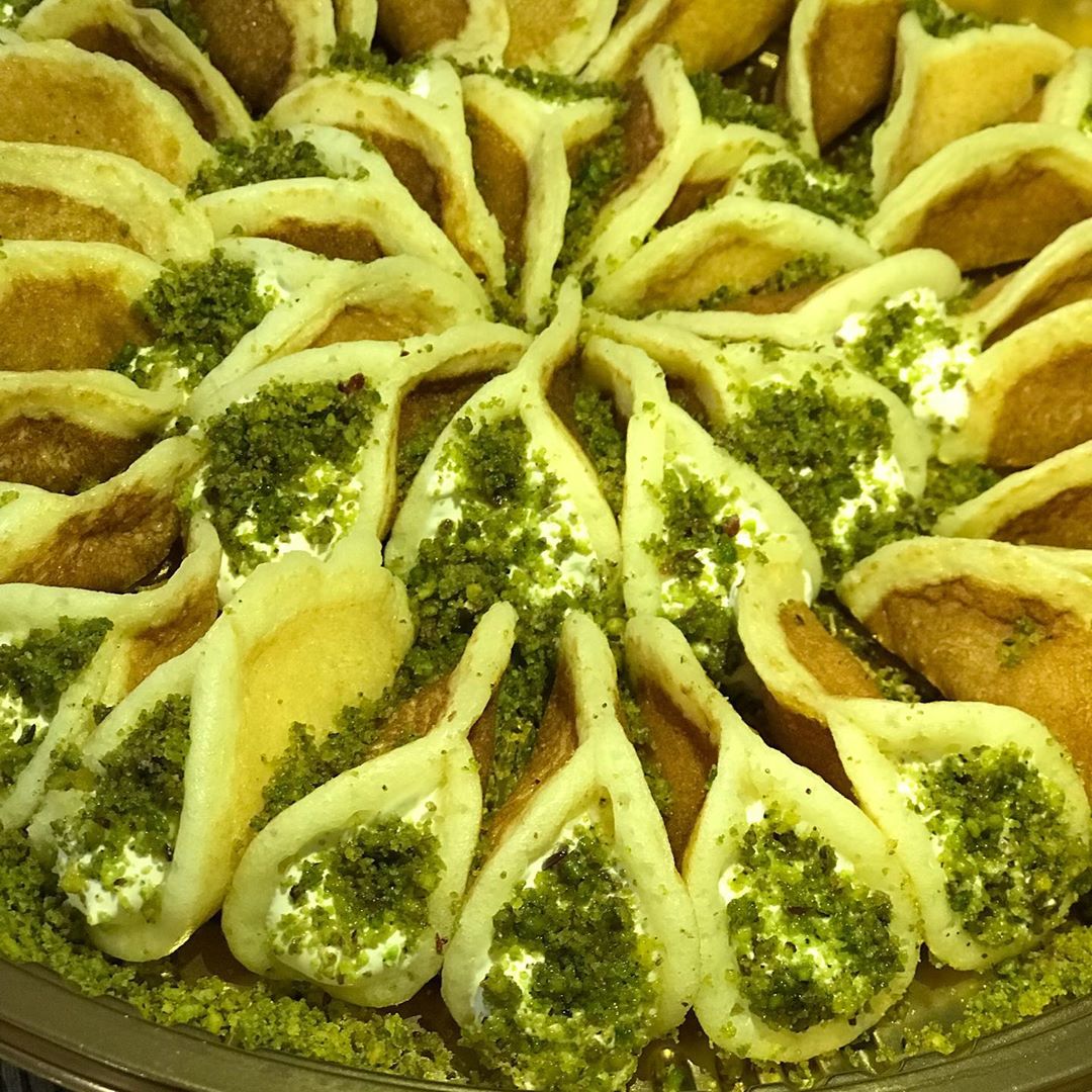 يسعد مساءكم ..
بعد غياب راح نرجع نستقبل طلباتكم على طبقنا الشهير أوزي الدجاج مع رز الخلطه لايفوتكم ..