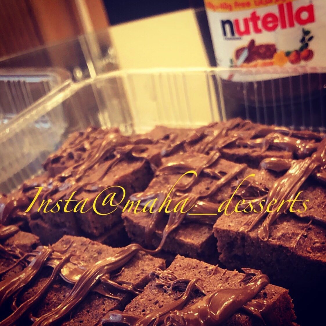 طلبية حلا براونيز النوتيلا#براونيز_نوتيلا #Nutella Brownies @maha_desserts