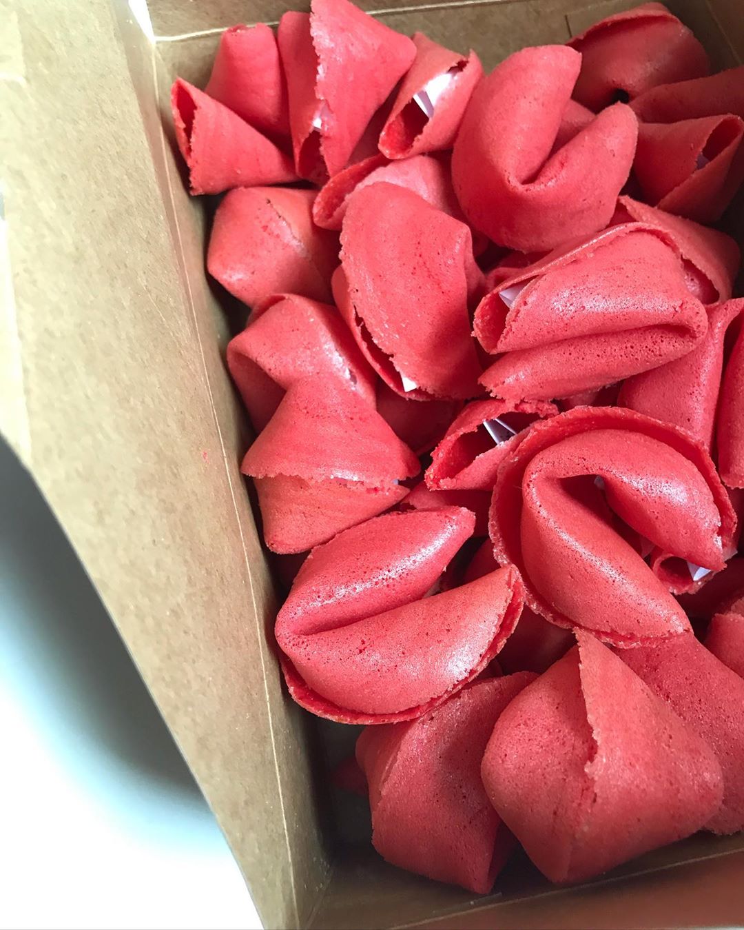 وبعد طووووول غياب عدنا لاستقبال طلباتكم ليوم الاثنين ♥️♥️ رابط الواتس اب في البايو