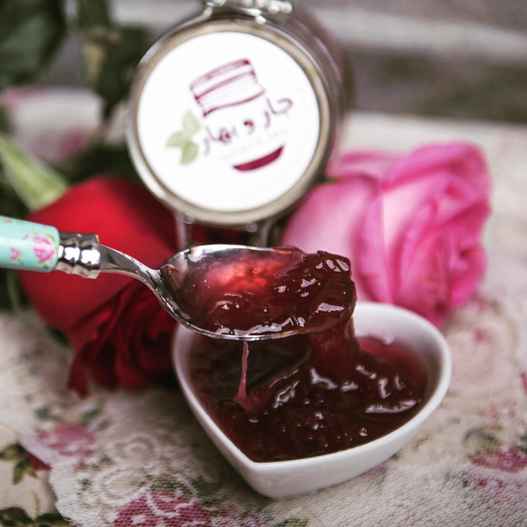 مربى الورد جار و بهار جار و بهار منتجاتنا من اجبان و أعشاب طبيعية و عضوية. #اورجانيك #عضوية #مخلل #مخللات #دقوس #دقوس_حار #صلصة_بيتي #شطة #فلفل #جدة #طرشي #معبوج #بهار #خلطة_زيتون #خلطة_اجبان #تعتيمة #معابيج #جار_و_بهار #اكل #لذيذ #فطور #مخلل_فواكه #food #pickles #yummy #chesse من تصوير المبدعة @samiraalahdal شكرًا حبيبتي على الهدية الرائعة مثلك