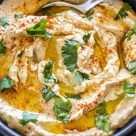 لبنة مكدوس جار و بهار منتجاتنا من اجبان و أعشاب طبيعية و عضوية. #اورجانيك #عضوية #مخلل #مخللات #دقوس #دقوس_حار #صلصة_بيتي #شطة #فلفل #جدة #طرشي #معبوج #بهار #خلطة_زيتون #خلطة_اجبان #تعتيمة #معابيج #جار_و_بهار #اكل #لذيذ #فطور #مخلل_فواكه #food #pickles #yummy #chesse