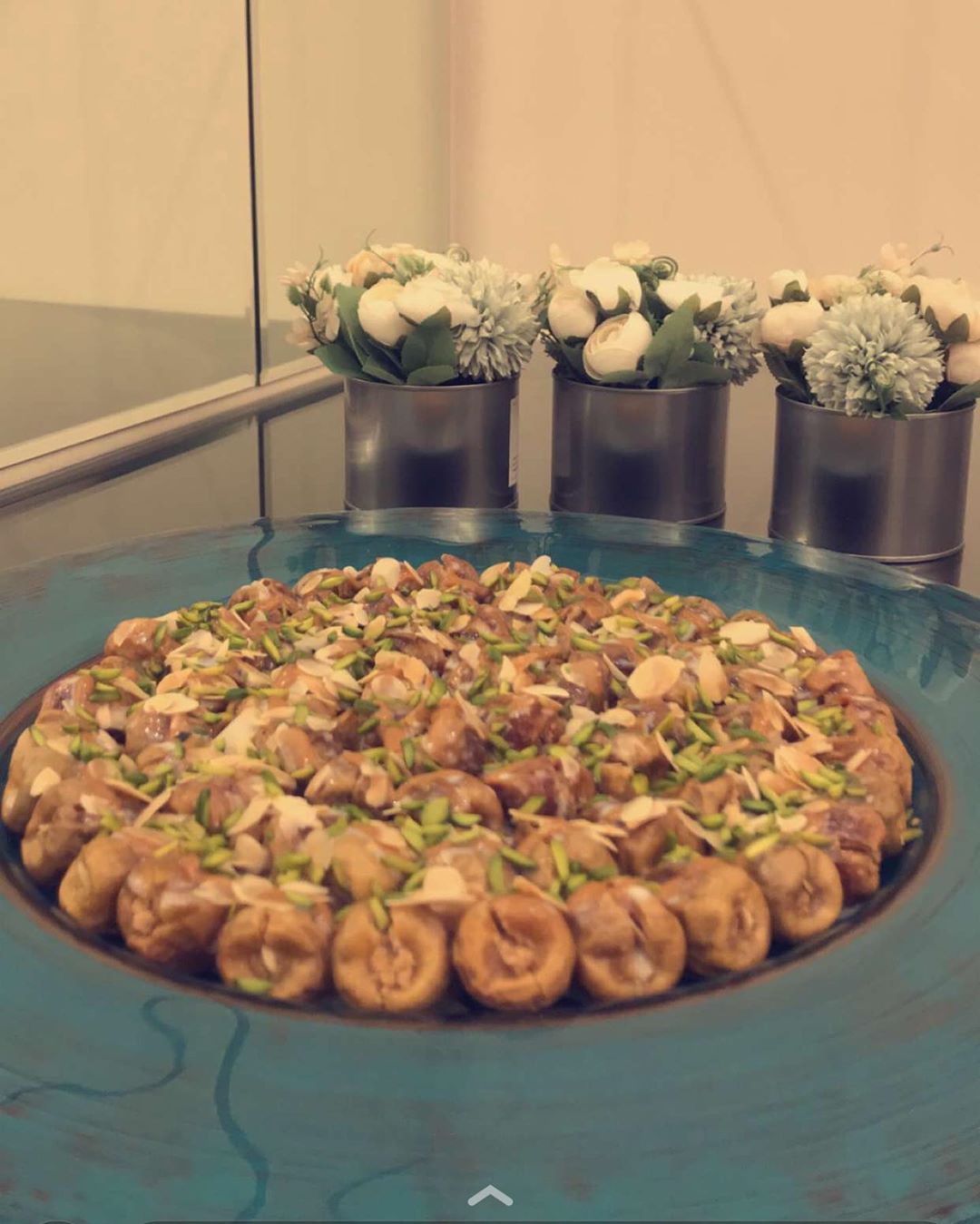 الصمت في حرم الجمال #riyadh #saudi #saudi_weddings#yummy.dates#weddings #respshion #استقبال #زواج #زواجات #الرياض #السعودية #استقبال_ولادة #تقديمات #شبكة#تمر #تمر_محشي #يمي_ديتس #سكري #اجتماعات#صديقات #مخيم#معلمات#مدارس#تخرج#ملكة#مد#تخرج #حفل #حلويات#حلى_قهوة_فاخر