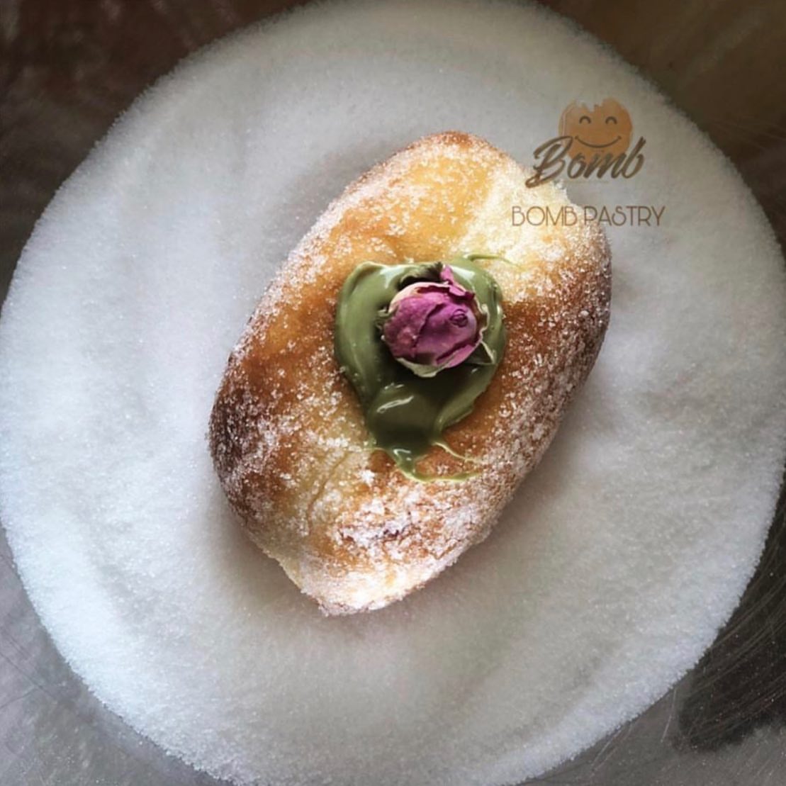 ✅⠀⠀⠀⠀⠀⠀⠀⠀⠀⠀⠀⠀⠀ ⠀ ⠀ ⠀ ⠀⠀⠀⠀⠀⠀⠀⠀⠀⠀⠀⠀⠀⠀⠀⠀⠀ #bomb #saudi #coffee #riyadh #sweet #choclate #bomb_pastry #بومب #فجرهااااا #الرياض #رمضان ⠀⠀⠀⠀⠀⠀⠀⠀⠀⠀⠀⠀⠀⠀⠀⠀⠀