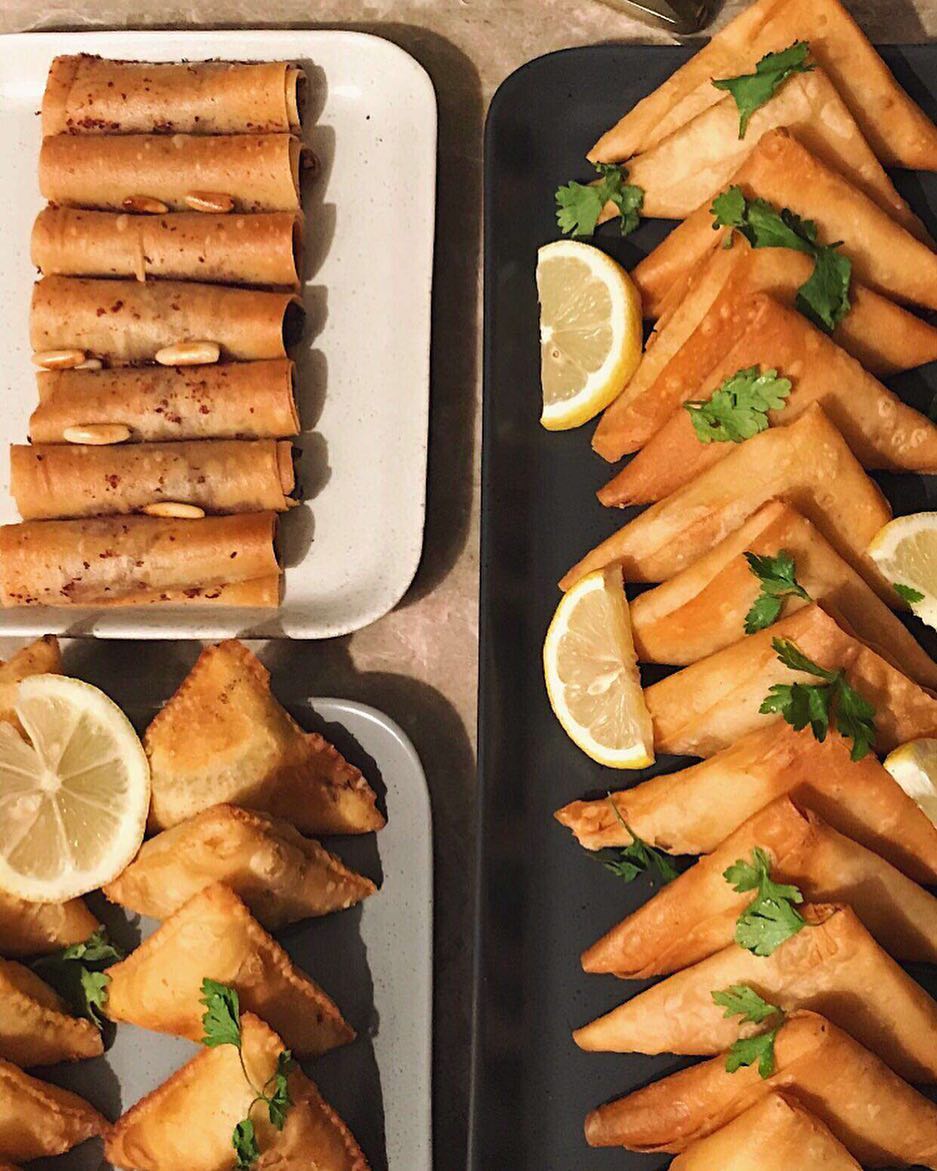#مفرزنات #رمضان ✨.
#سمبوسه #مفرزنات_رمضان #مسخن #سمبوسه_بف#حشوات#لذيذ
#tasty #tastyfood #ramdan #sambosa
#جازان #جيزان #صامطه #ابوعريش #احد_المسارحه #بيش #الدرب #فيفا #بني_مالك #العارضه #الطوال #صبيا #السعوديه #السعودية