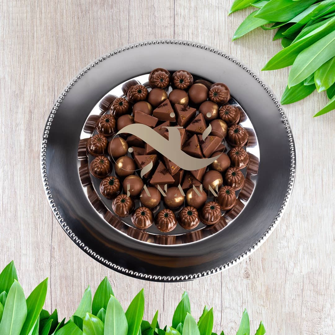 أسعار مذهلة وفي متناول الجميع ..
فـ حيّاكم الله
.
.
.
#حلويات #طلبيات #هدايا #توصيل #حلا #حلى #روعه #حلا_لذيذ #حلا_روعه #قهوه #توصيل #صباح_الخير #مساء_الخير #حلى_قهوة #تقديمات #ضيافة #نفاس #تقديمات_نفاس #حلا_قهوه #تقديمات_مميزه #تقديمات_روعه #تقديمات_فخمه #حلى_قهوه #عيديات #زواج #حفلات #تخرج #صواني #صياني #فن