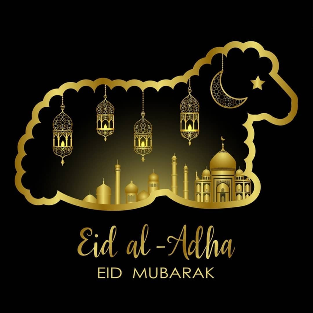 الله أكبر الله أكبر لا إله الا الله والله اكبر ولله الحمد أضحى مبارك تقبل الله منا ومنكم صالح الأعمال وكل عام وانتم بخير