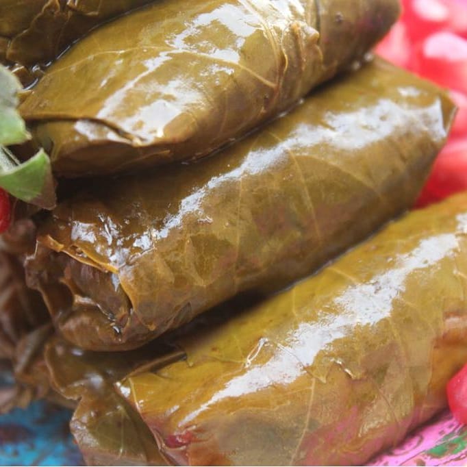 ذايب وناطع ولذيذ ورهيب