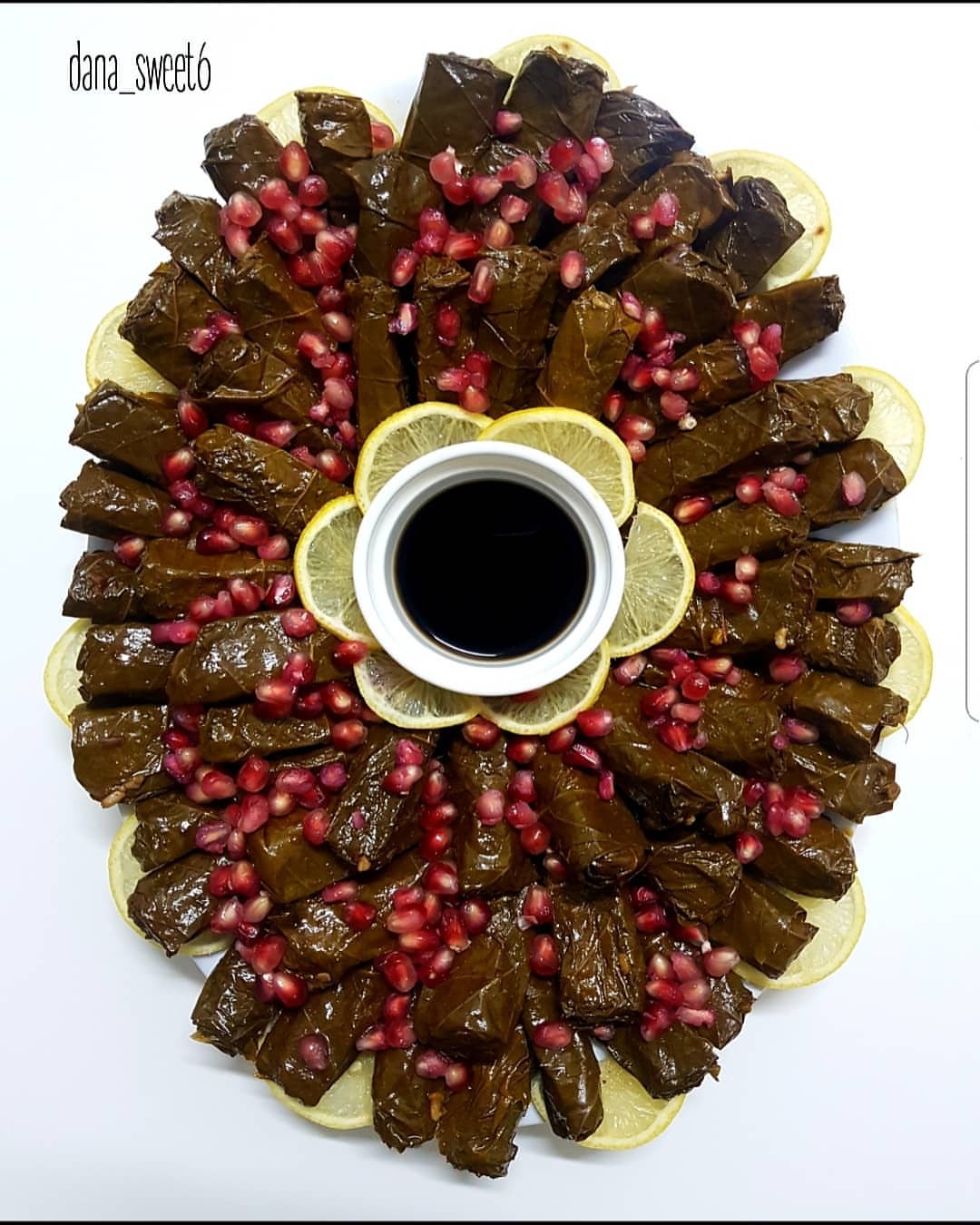 ورق عنب حامض
#dana_sweet6 #cook #ورق_عنب #ورق_عنب_بالحامض_ودبس_الرمان #ورق_عنب_الرياض