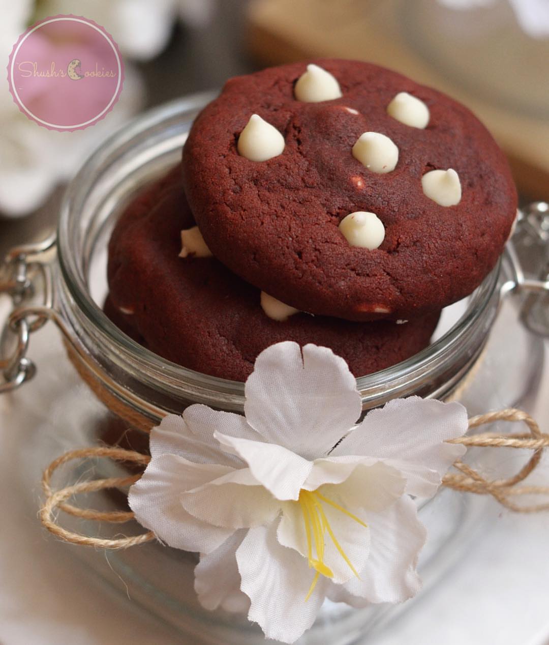 Red velvet cookies❤️ .
.
.
#Shushcookies #cookies #thebest #redvelvet #yummy #instafood #foodies #baking #jeddah #ksa #كوكيز #جدة