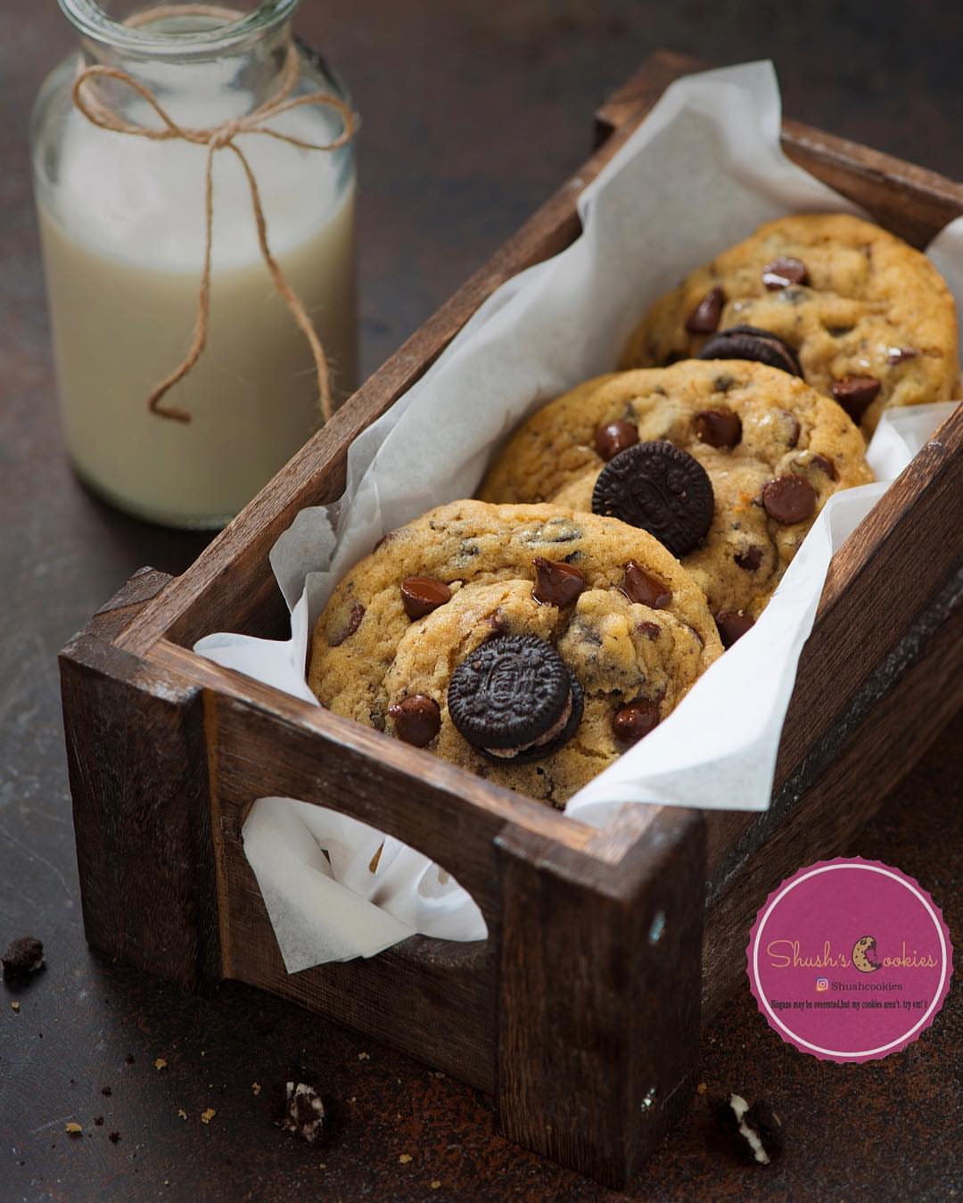 There’s nothin better than a warm Chocolate chip Oreo cookie!✨ #WorldChocolateDay .
.
.
#Shushcookies #thebest #cookies #yummy #tasty #Oreo #chocolate #instafood #jeddah #jeddahevents #events #2018 #جدة #كوكيز #٢٠١٨