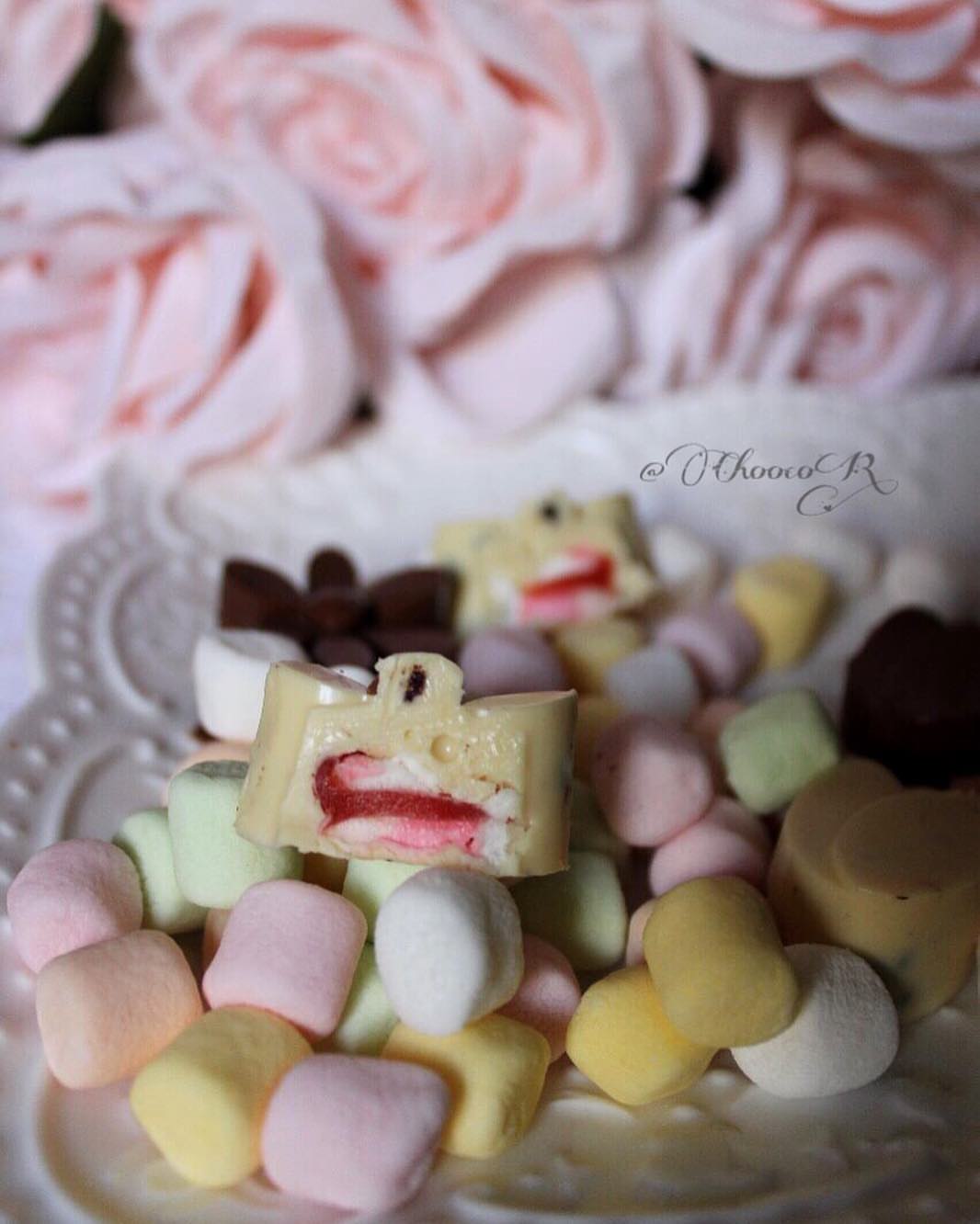 جديدنا شوكليت بحشوة المارشميلو✨
.
. .
.
. . . .#شوكلاتة_اطفال #شوكلاتة #شوكلاته_فاخره #شوكلاته #شوكلاته_مميزة #شوكلات #شوكلا #شوكلت #شوكولا #شوكلاته_زواج #شوكلاته_بيضاء #شوكلاته_العيد #شوكلاتة_كراميل #شوكلاته_جده #شوكلاته_جميله #شوكلاته_محشيه #شوكلاتة❤️ #شوكلاته_#chocolatecake #chocolate #chocolates #chocolateworld #choocor #choocolate #chocolateid#whitechocolate #chocolates #chocolatechip #chocolatemilk #chocolatkids #kids